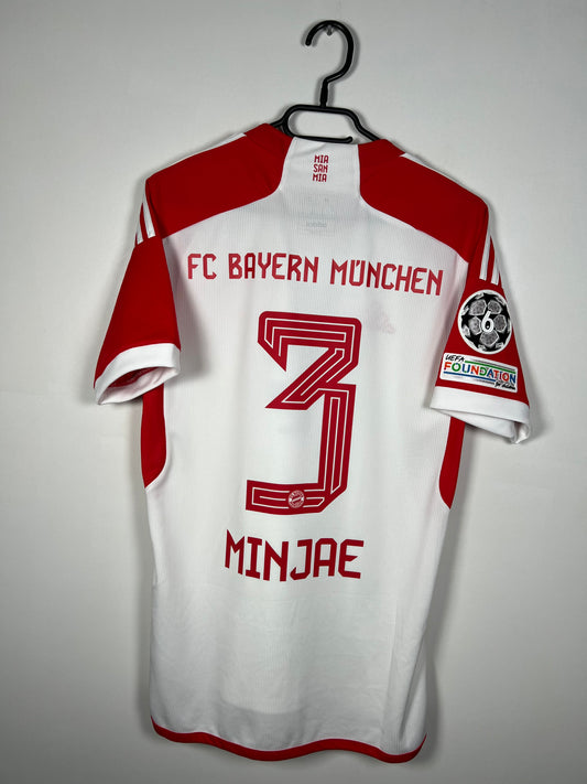 Bayern München 2023-2024 thuis Minjae