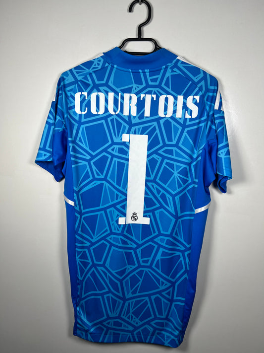 Real Madrid 2022-2023 keepershirt Courtois S