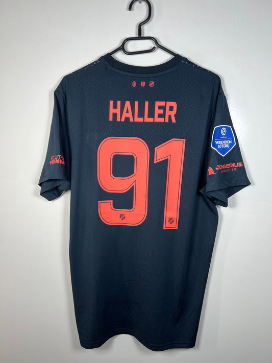 FC Utrecht 2024-2025 uitshirt Haller