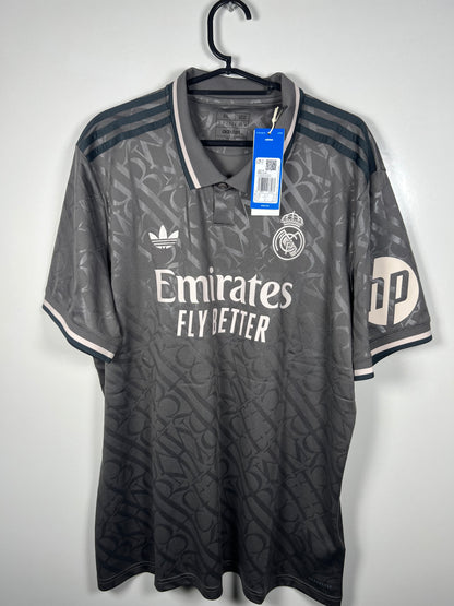 Real Madrid 2024-2025 3e Asencio XL