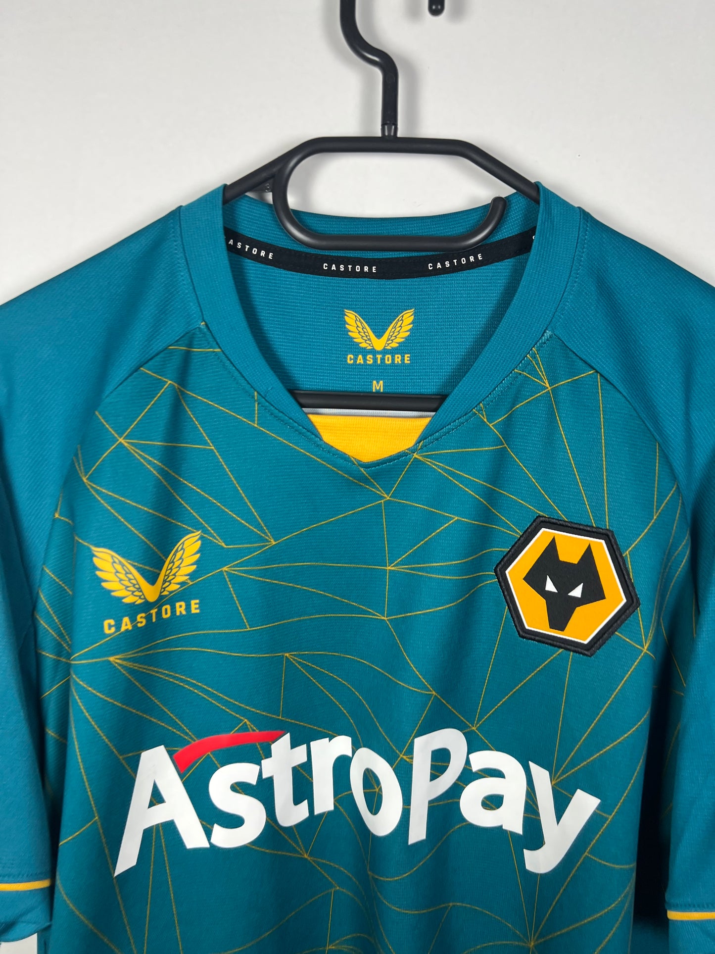 Wolves 2022-2023 uit Raul M
