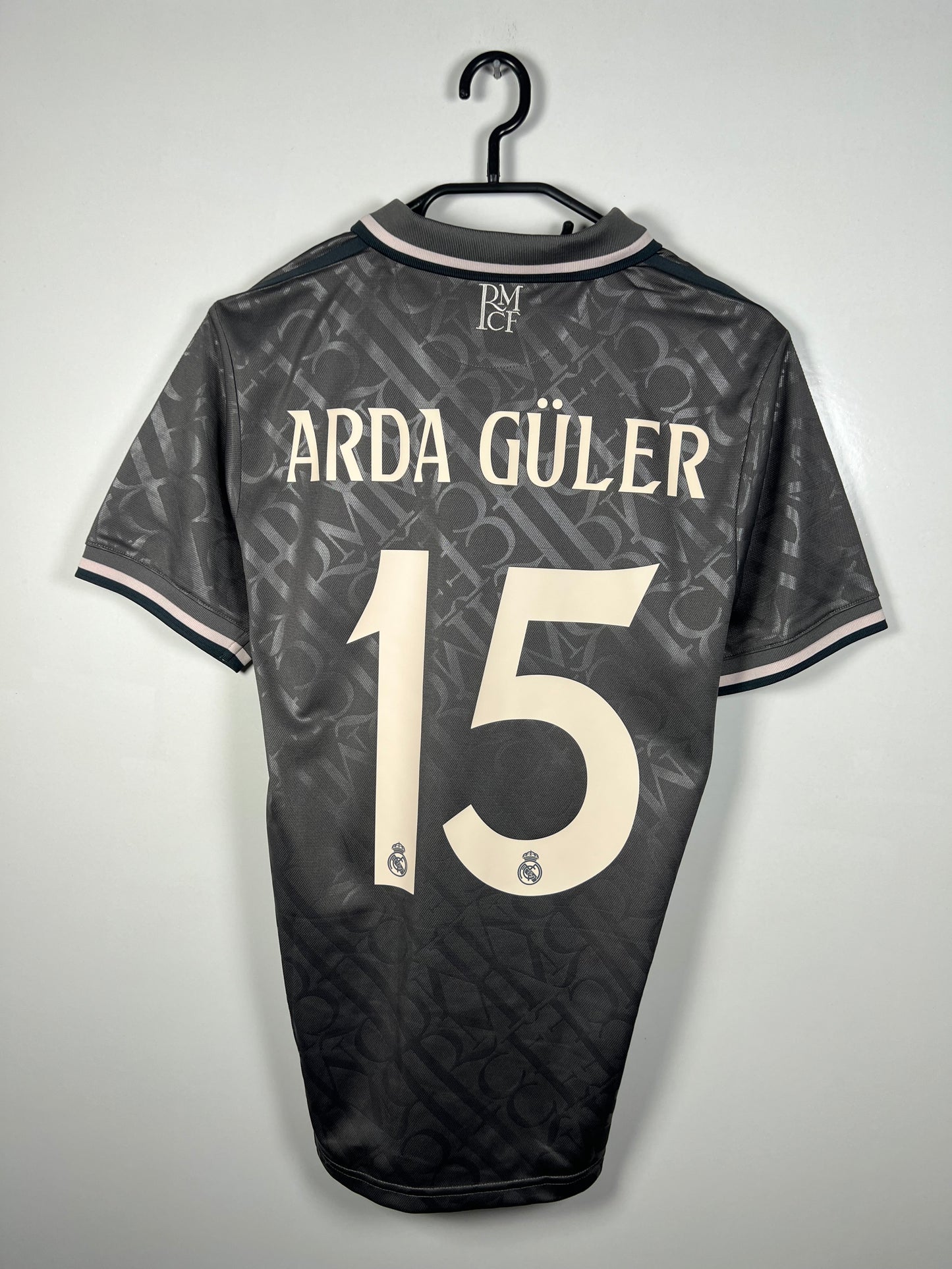 Real Madrid 2024-2025 3e Arda Guler XS